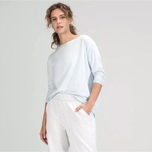 Lululemon Back in Action Long Sleeve Tee WHITE size 4